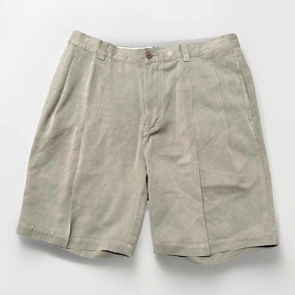 Tommy Bahama 100% Silk Khaki Mens 36 Pleated Casual Shorts 35x8.5